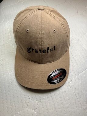 Grateful Flexfit Beige Cap XL XXL Stretch Hat